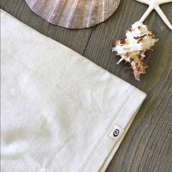 Rip Curl Sample T-Shirt - Picture 3 of 5